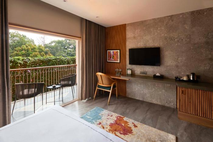 the passport hotel