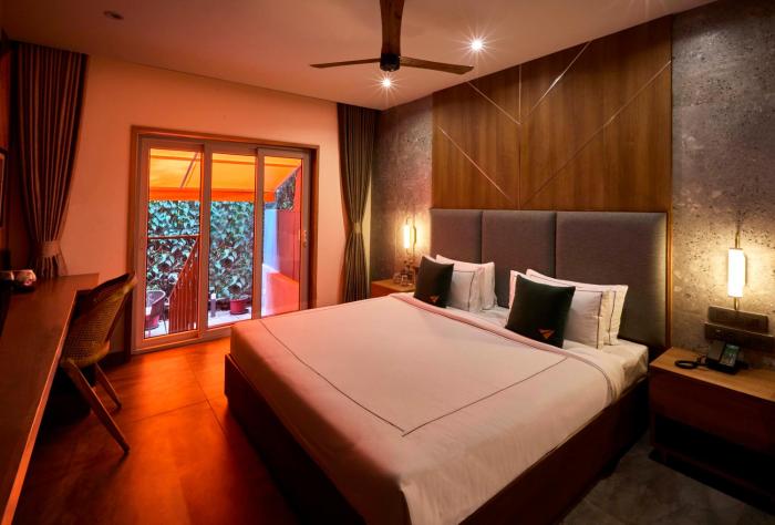the passport hotel