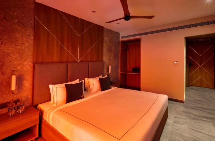the passport hotel