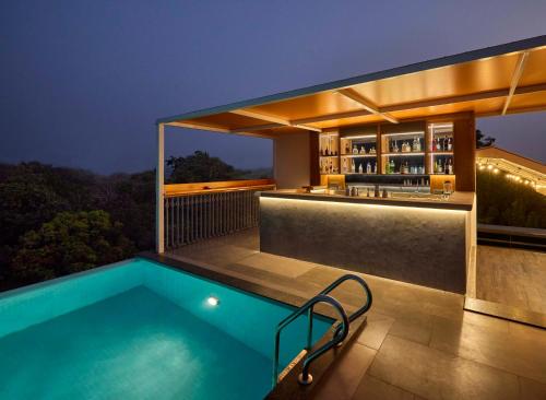 the passport hotel