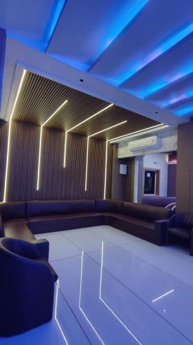 hotel rajputana and restaurant