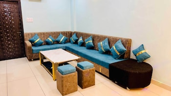 Rukmani Palace,,3 star