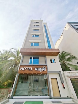 hotel matrushree near shree dwarkadhish temple