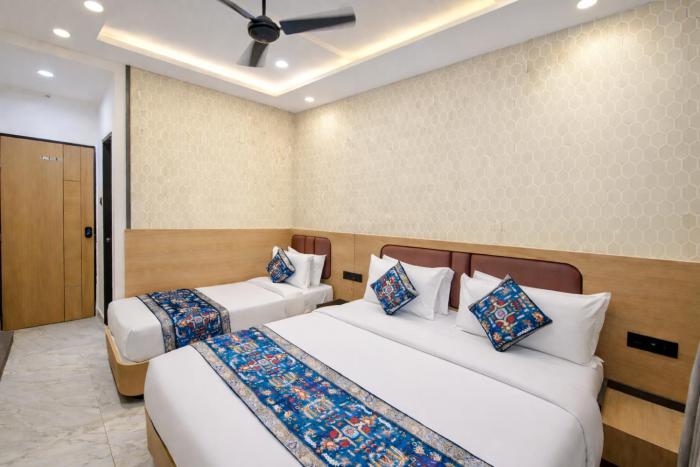 hotel matrushree near shree dwarkadhish temple