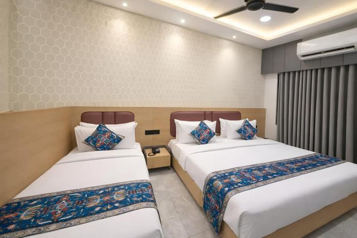 hotel matrushree near shree dwarkadhish temple
