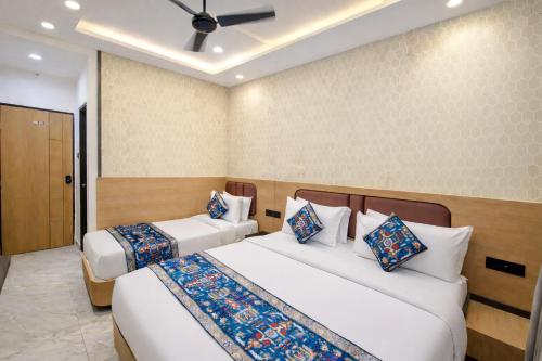 hotel matrushree near shree dwarkadhish temple