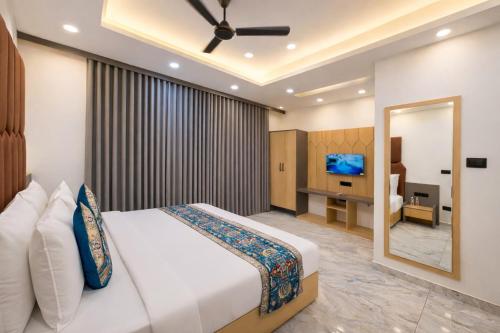 hotel matrushree near shree dwarkadhish temple