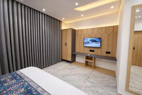 hotel matrushree near shree dwarkadhish temple