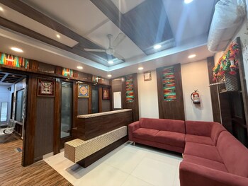 Vallabh Villas Guest House,,2 star