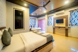 balaji excellency resort