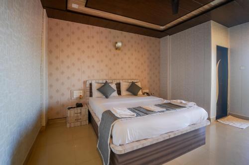 balaji excellency resort