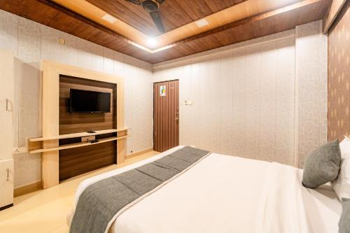 balaji excellency resort