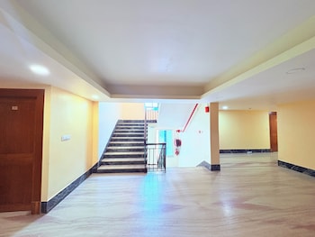 hotel park prime with swimming pool