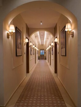 Heritage Kashinaama Ek Kahani Banaras Ki,,3 star