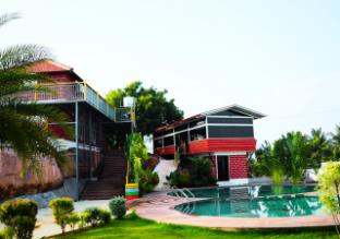 vanasiri resort by travent mug