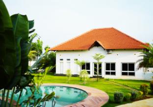 vanasiri resort by travent mug