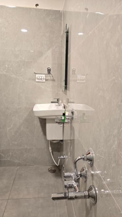 elite hotel karimnagar