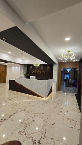 elite hotel karimnagar