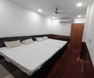 Hotel Kashyap Inn,,2 star