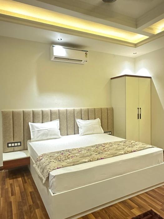 hotel sharanga