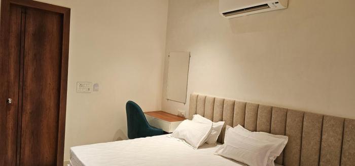 hotel sharanga