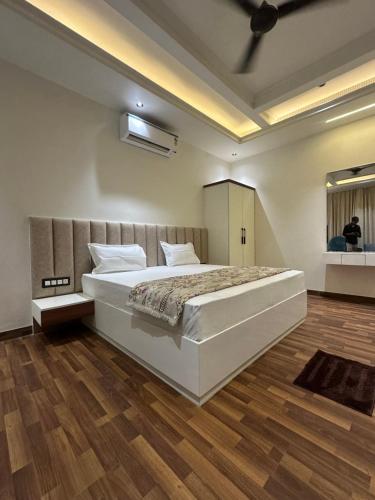 hotel sharanga
