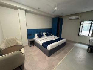 hotel aryan inn