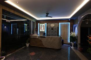 hotel the crystal