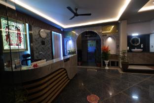 hotel the crystal