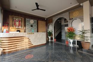 hotel the crystal