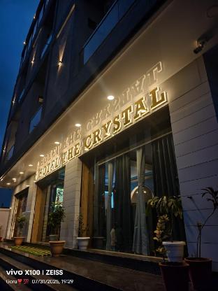 hotel the crystal