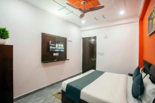 hotel dwarkadhish plaza