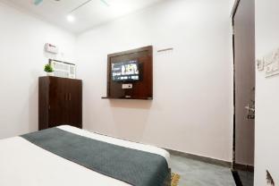 hotel dwarkadhish plaza