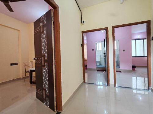 Hotel Pallavi Inn,,3 star