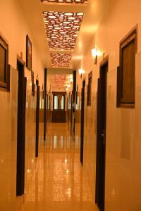 Bvr Dazzle Residency,,2 star