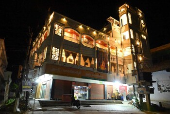 Bvr Dazzle Residency,,2 star