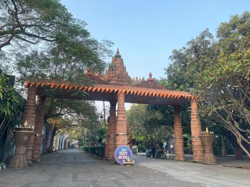 nd film city and heritage theme resort