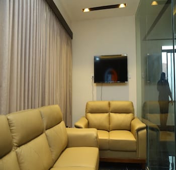 Sk Home Stay,,2 star