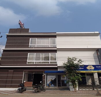 Sk Home Stay,,2 star