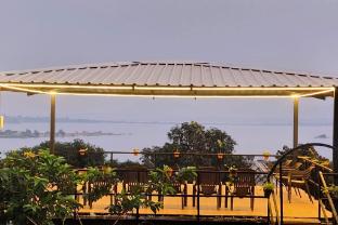 astoria lagoon resort