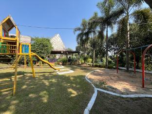 astoria lagoon resort