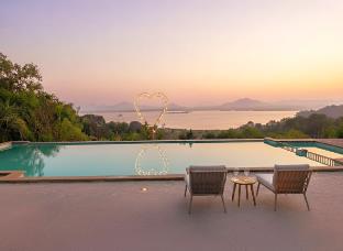 astoria lagoon resort