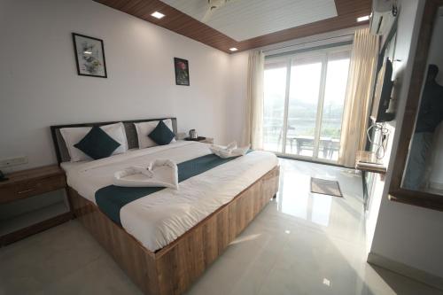 Hotel Winter Cloud,,2 star