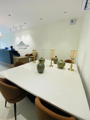 dreamscape hotel by fracspace ou colony