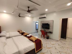 santhi residency