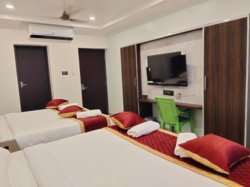 santhi residency