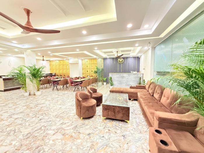 the prominence hotel greater noida