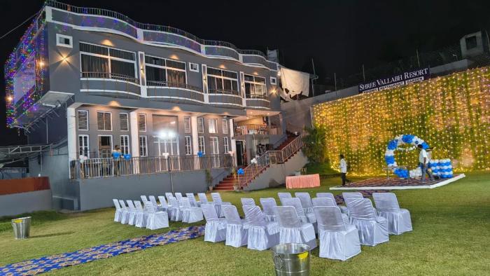 shree vallabh resort