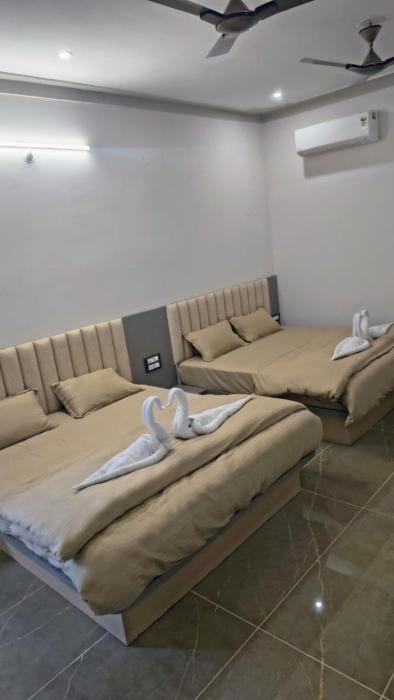 shree vallabh resort