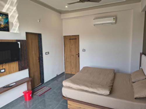 shree vallabh resort